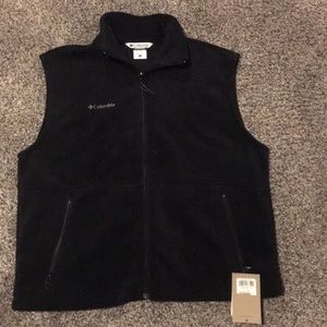 Men’s Columbia Fleece vest Sz Lg